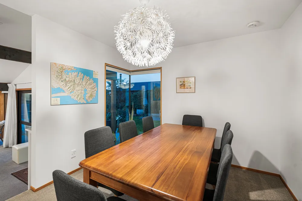 Photos of 136 Sumnervale Drive