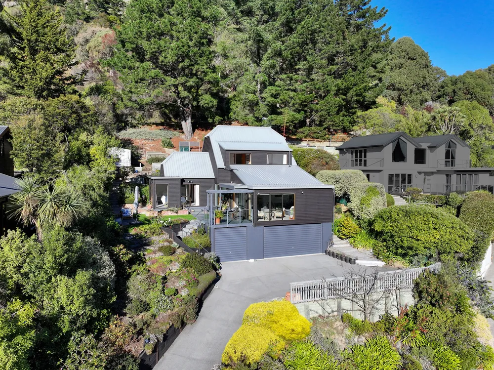 Photos of 136 Sumnervale Drive
