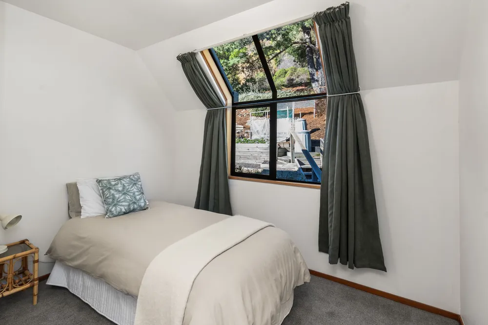 Photos of 136 Sumnervale Drive