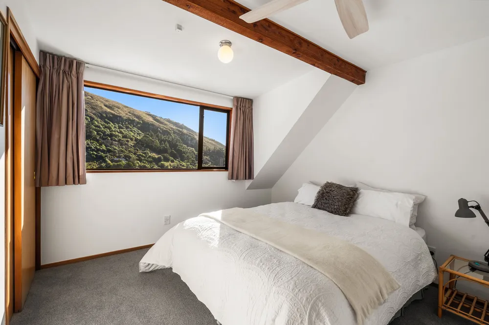 Photos of 136 Sumnervale Drive
