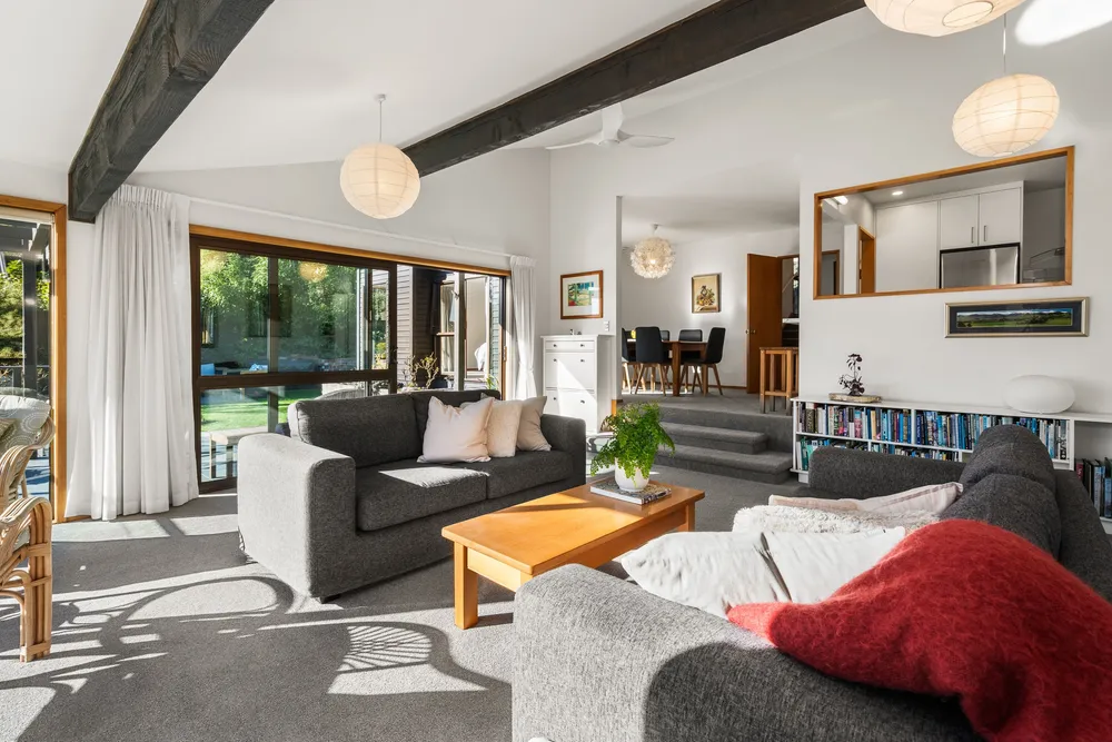 Photos of 136 Sumnervale Drive