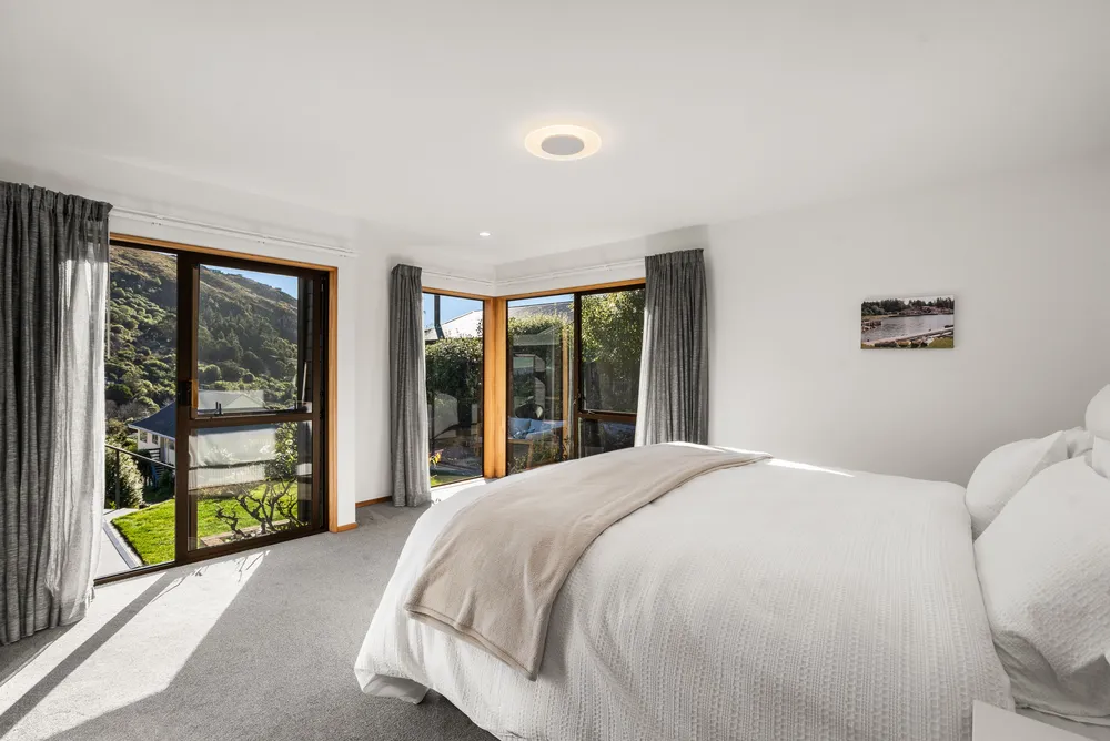 Photos of 136 Sumnervale Drive