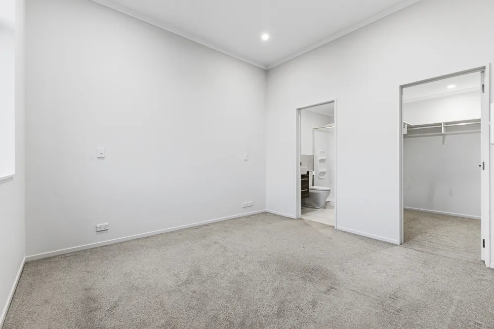 Photos of 35 Pencaitland Drive