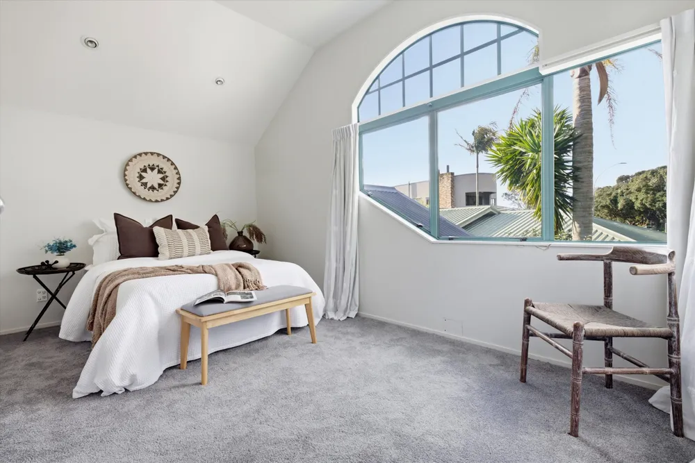 Photos of 81 Turret Road