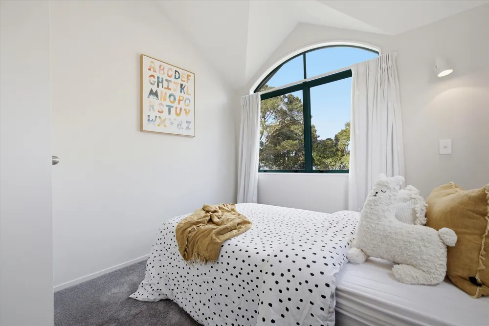 Photos of 81 Turret Road