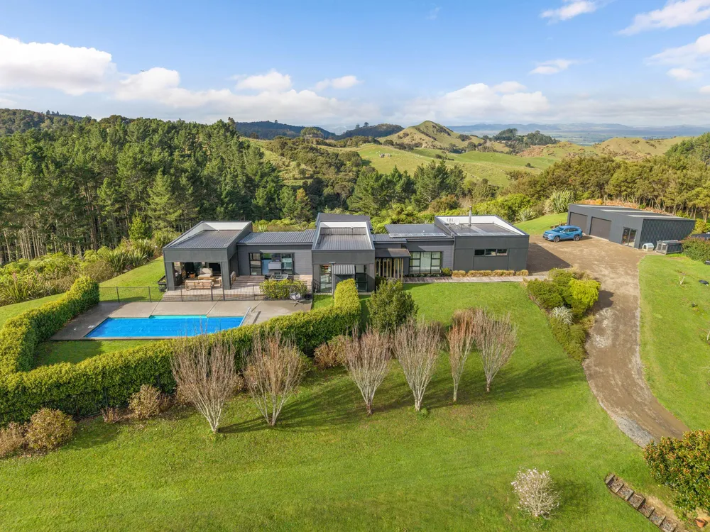 Photos of 262f Pinnacle Hill Road