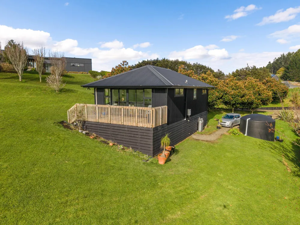 Photos of 262f Pinnacle Hill Road