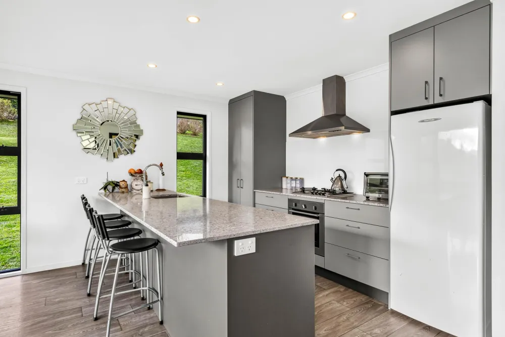 Photos of 262f Pinnacle Hill Road