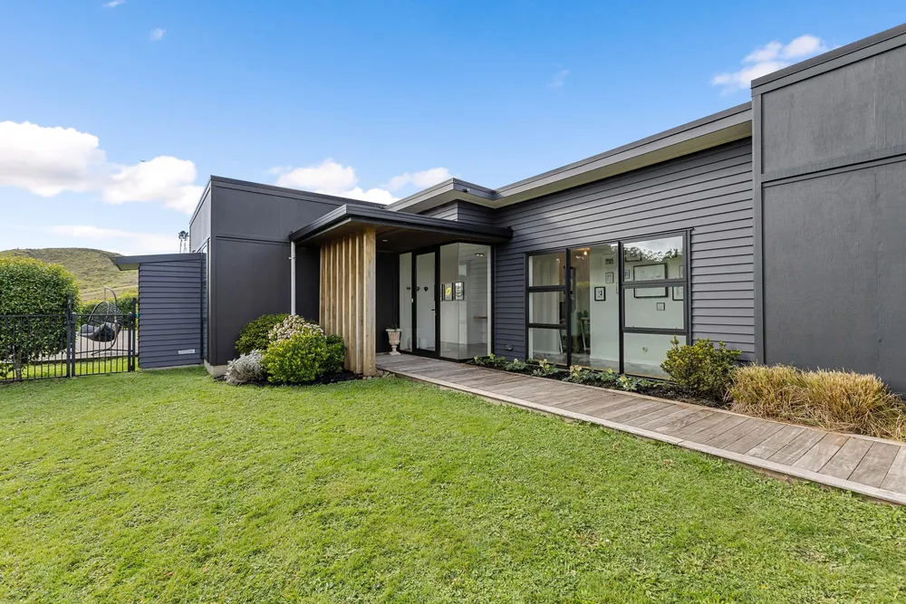 Photos of 262f Pinnacle Hill Road