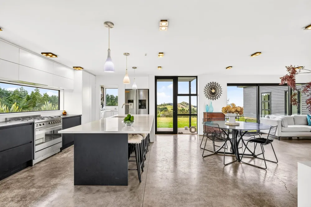 Photos of 262f Pinnacle Hill Road