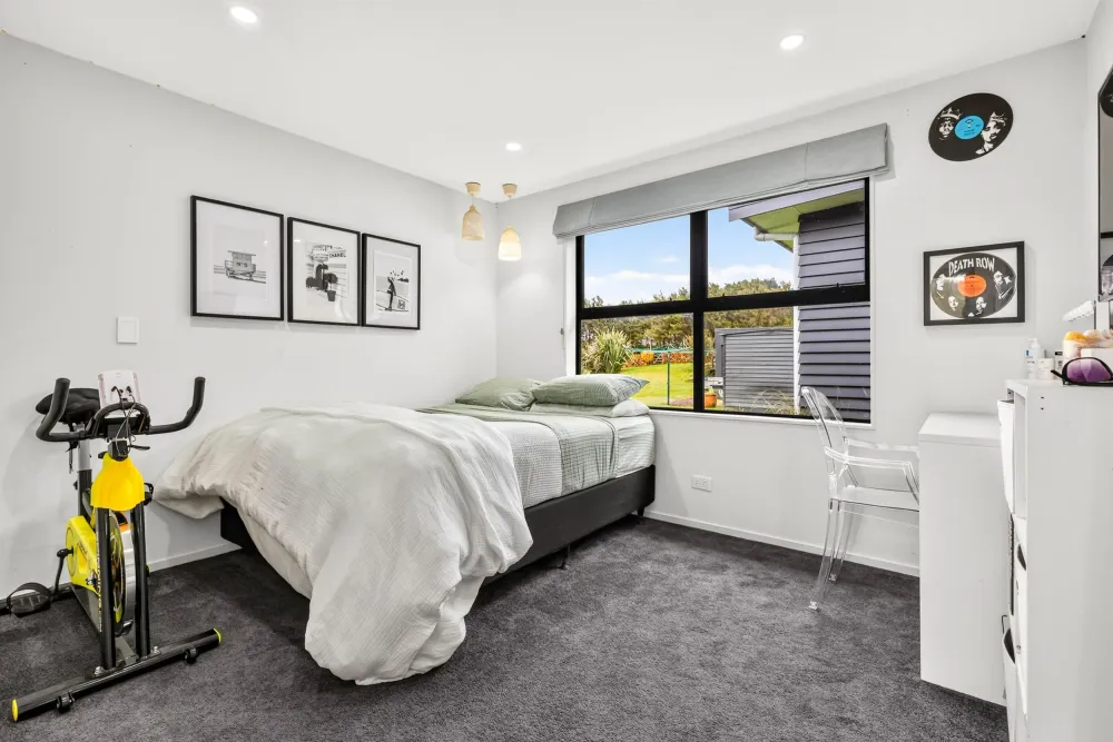 Photos of 262f Pinnacle Hill Road