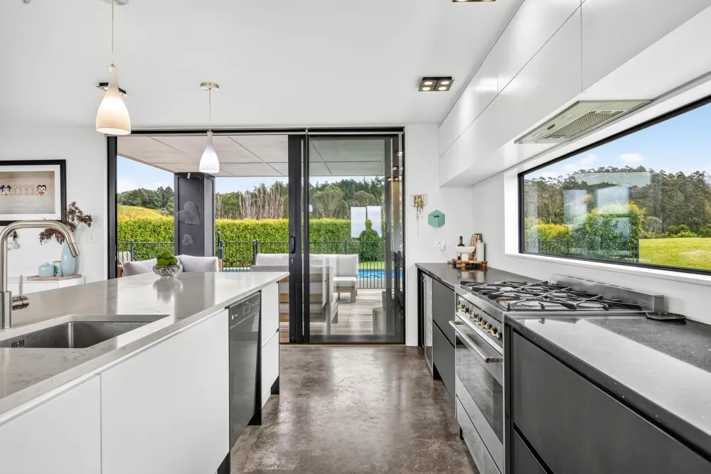 Photos of 262f Pinnacle Hill Road