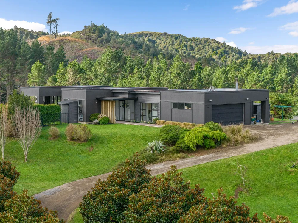 Photos of 262f Pinnacle Hill Road