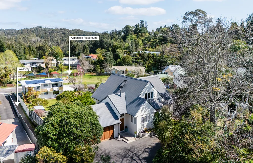 Photos of 22 Appleby Rise
