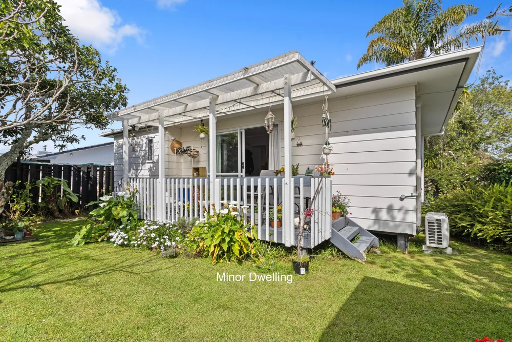 Photos of 46 Angelo Avenue