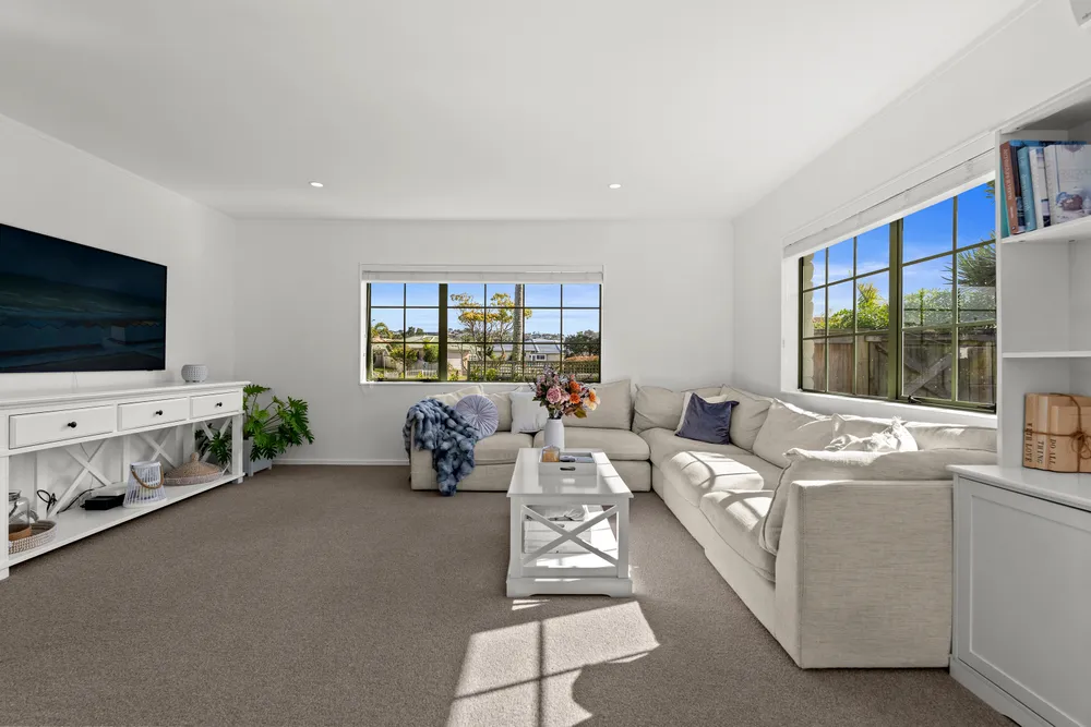 Photos of 22 Lakeside Drive
