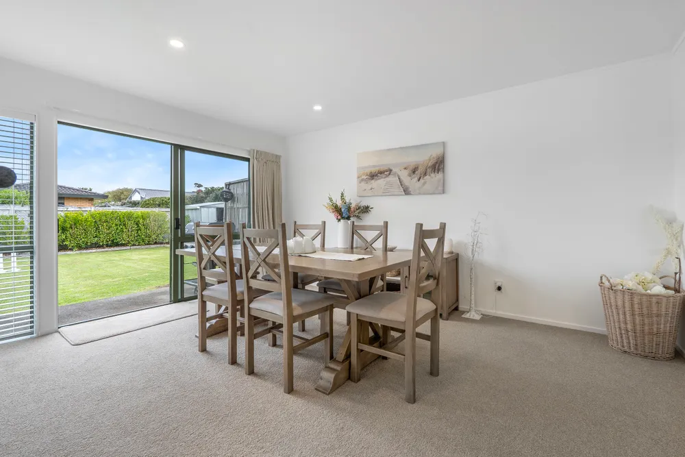 Photos of 22 Lakeside Drive