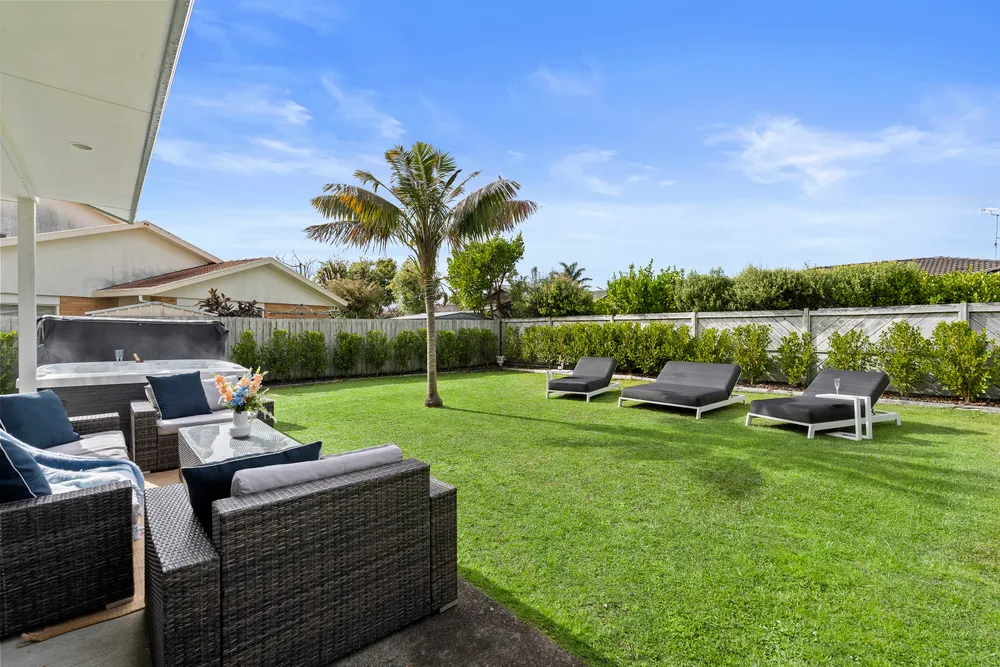 Photos of 22 Lakeside Drive