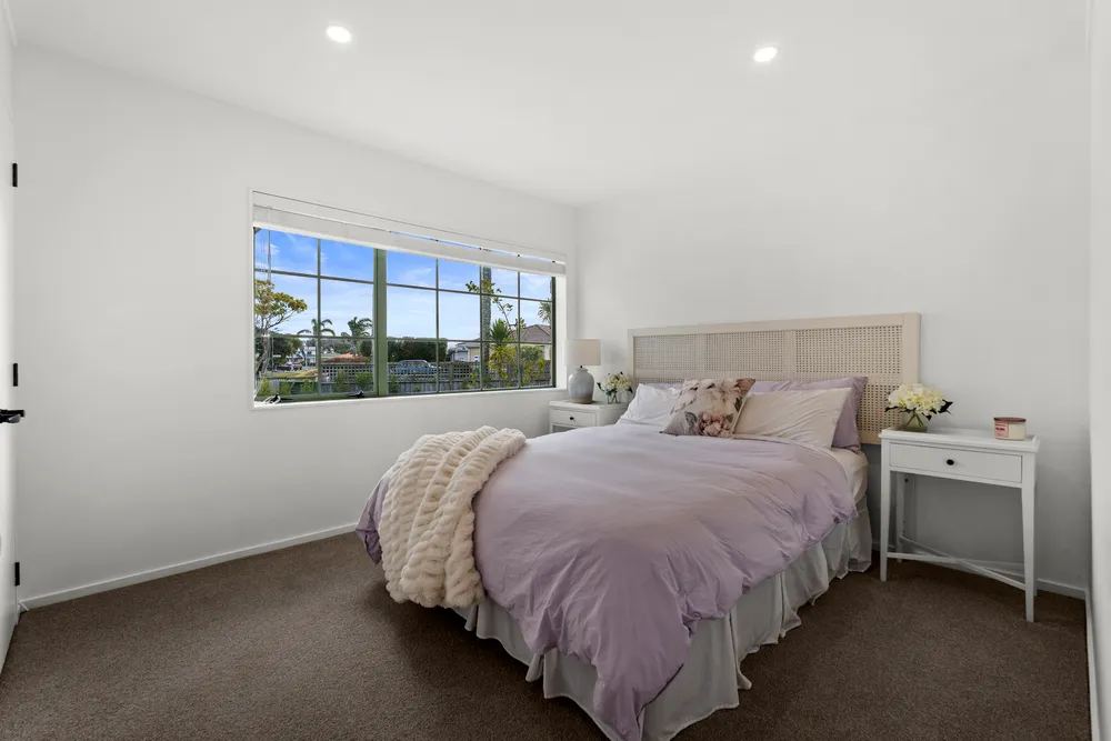 Photos of 22 Lakeside Drive
