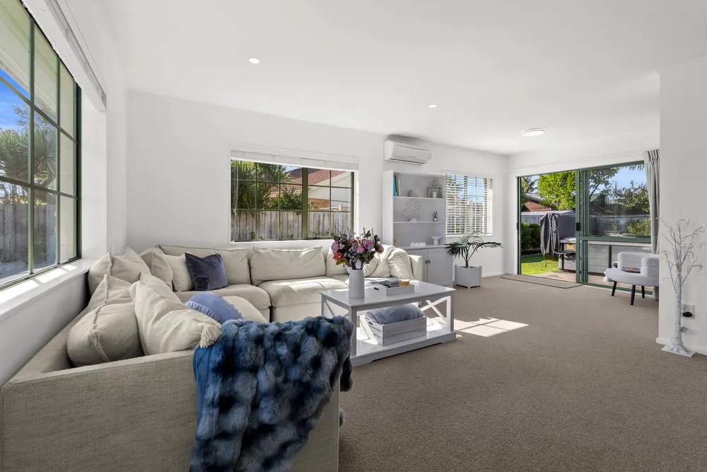 Photos of 22 Lakeside Drive