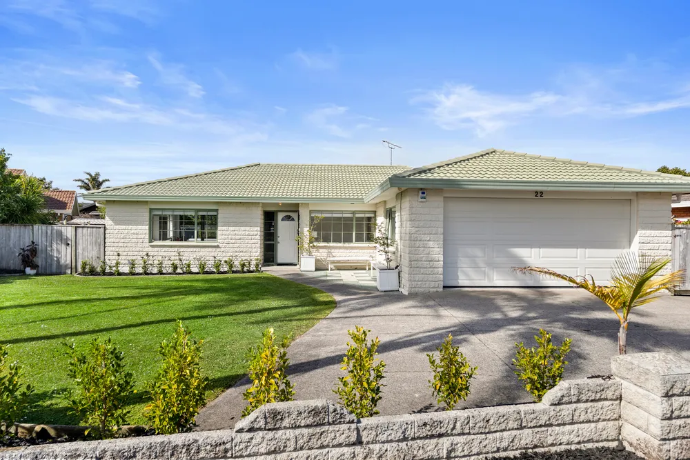 Photos of 22 Lakeside Drive