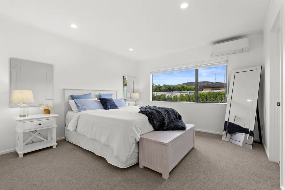 Photos of 22 Lakeside Drive