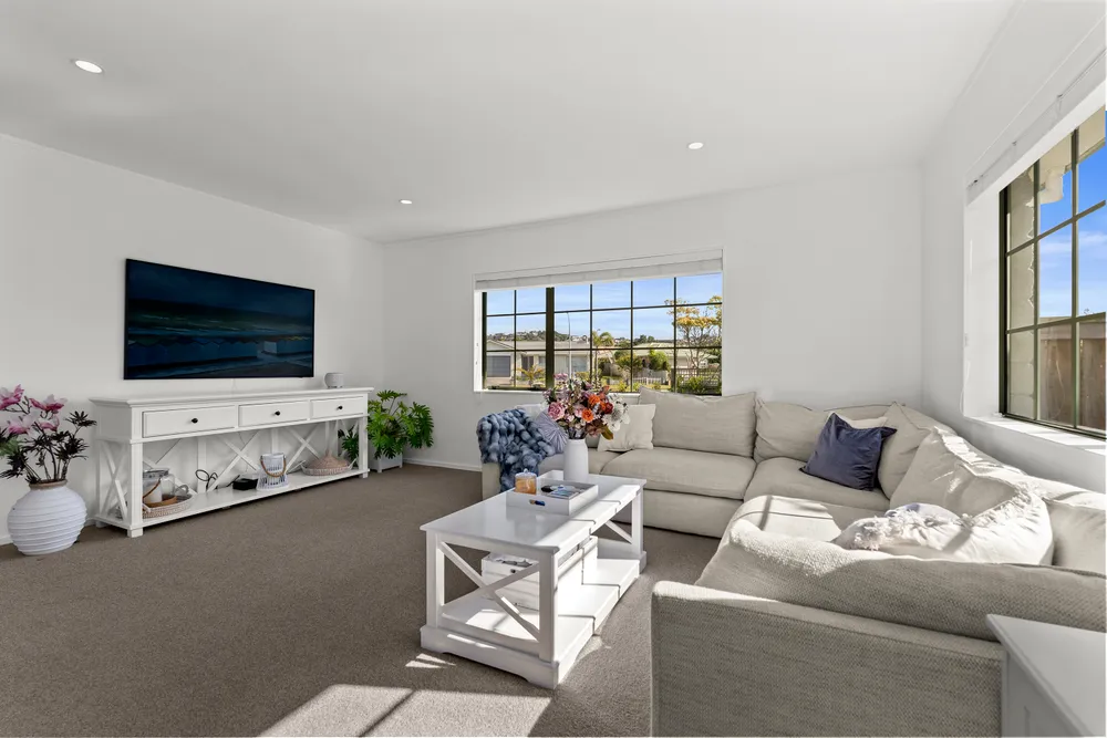 Photos of 22 Lakeside Drive