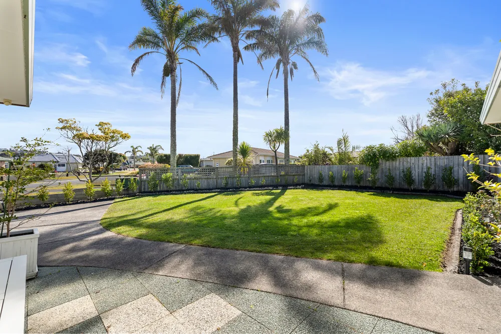 Photos of 22 Lakeside Drive