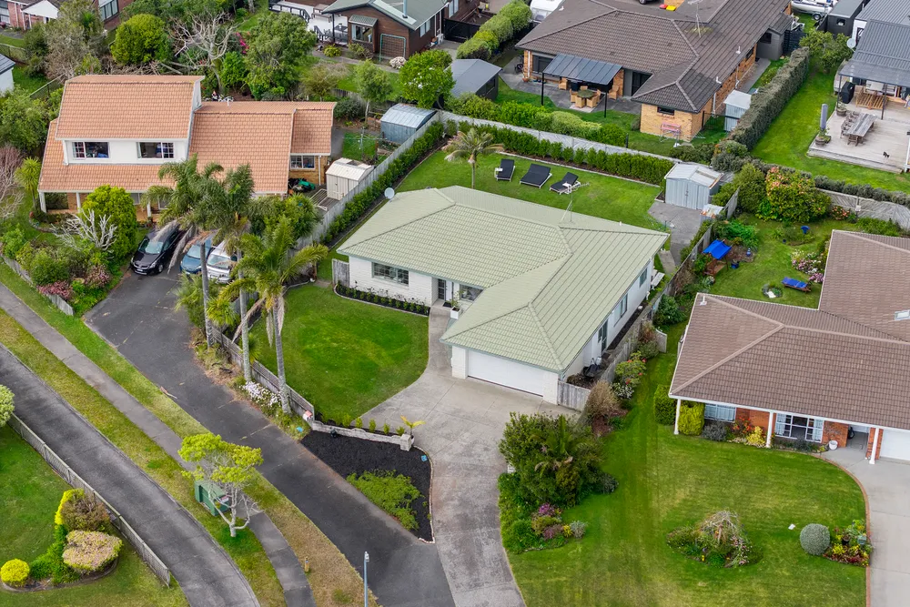 Photos of 22 Lakeside Drive