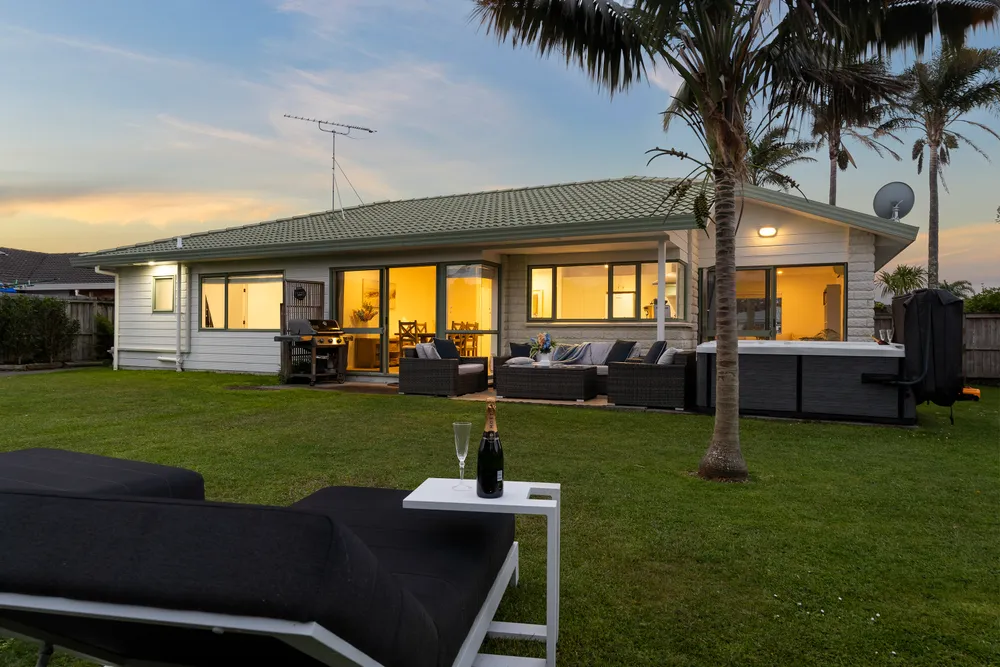 Photos of 22 Lakeside Drive