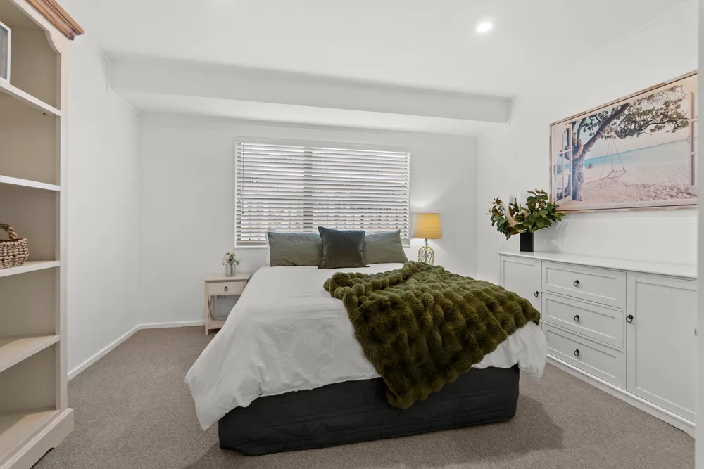 Photos of 22 Lakeside Drive