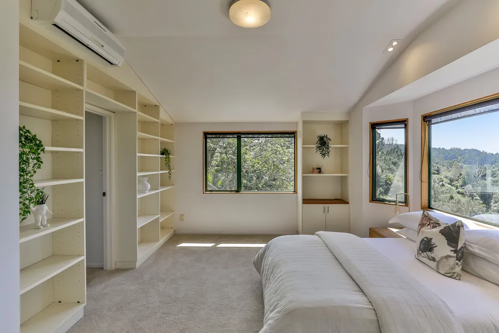 Photos of 632 South Titirangi Road