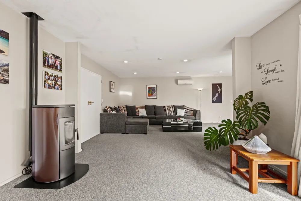 Photos of 9 Mallard Place