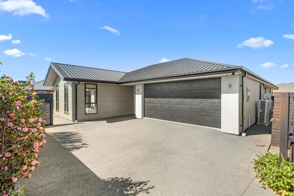 Photos of 10 Euphrasie Drive