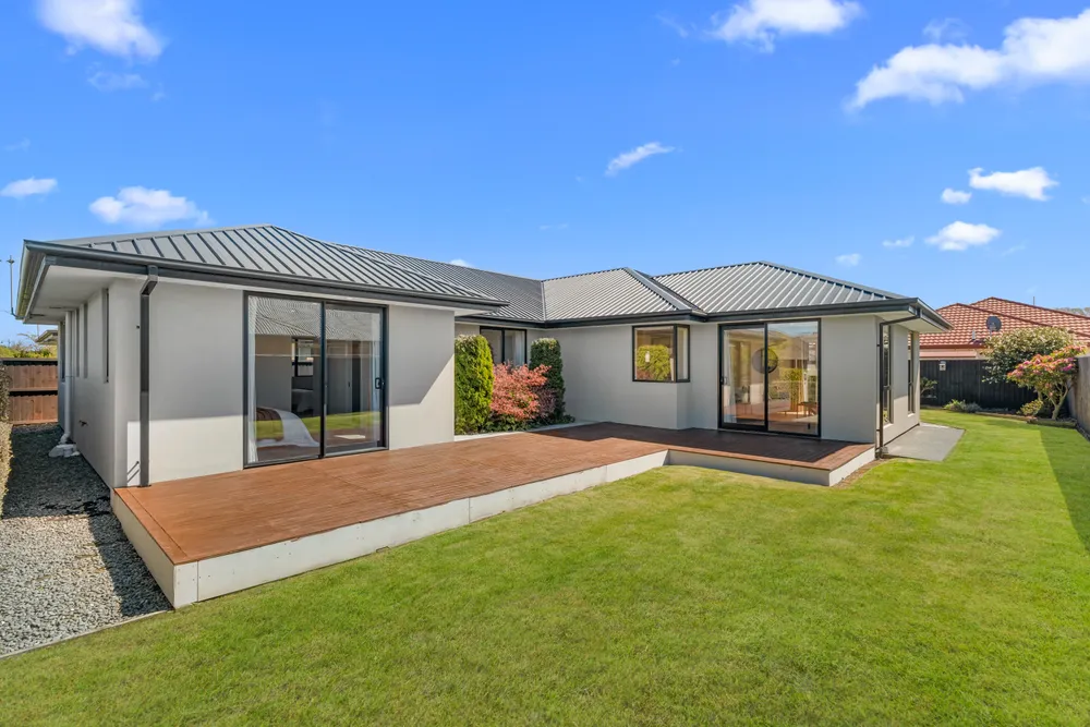 Photos of 10 Euphrasie Drive