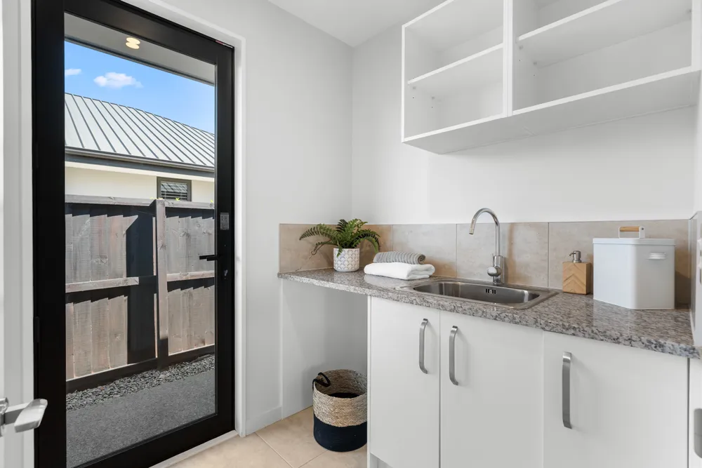 Photos of 10 Euphrasie Drive