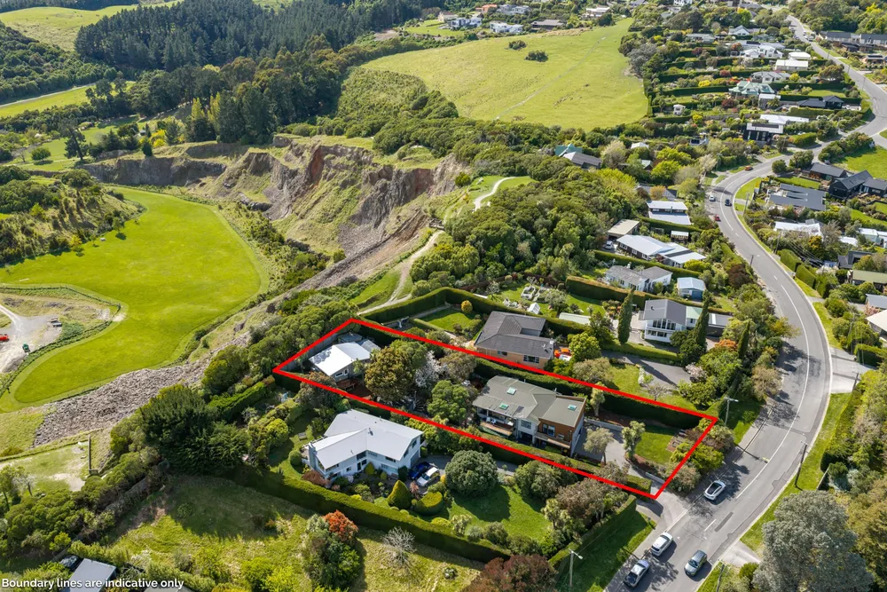 Photos of 259 Kennedys Bush Road