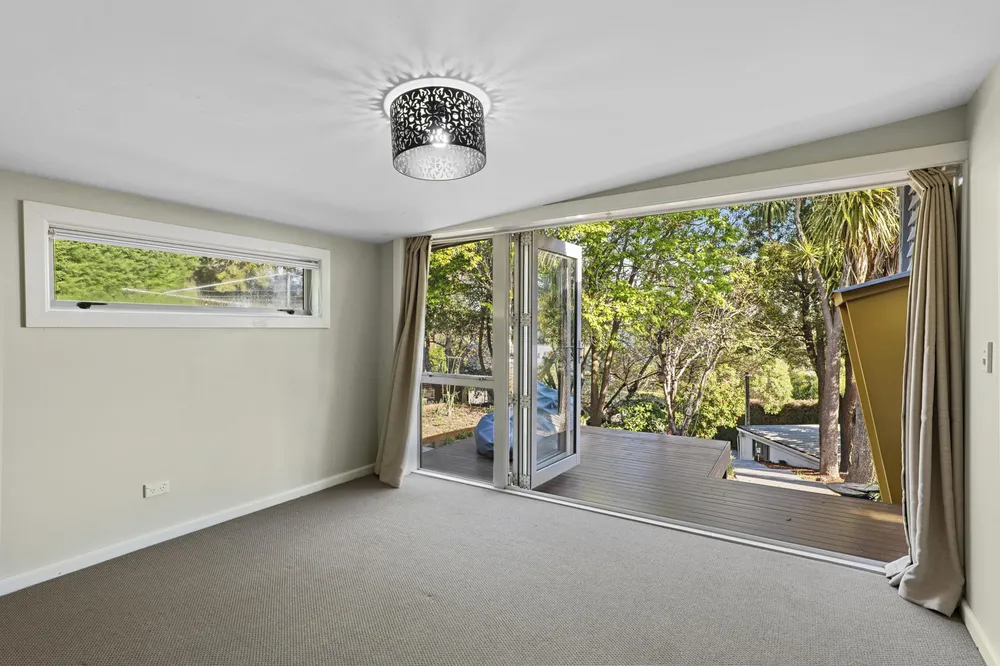 Photos of 259 Kennedys Bush Road