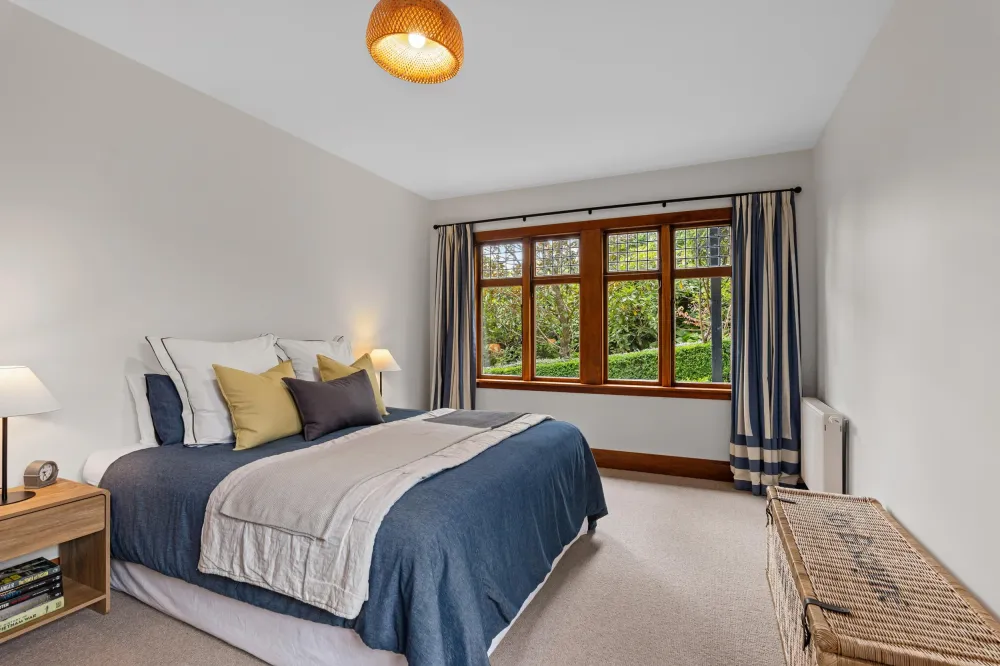 Photos of 7 Lowick Avenue