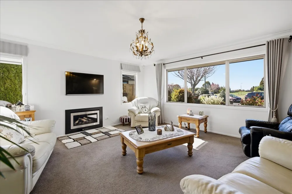 Photos of 11 Allington Place