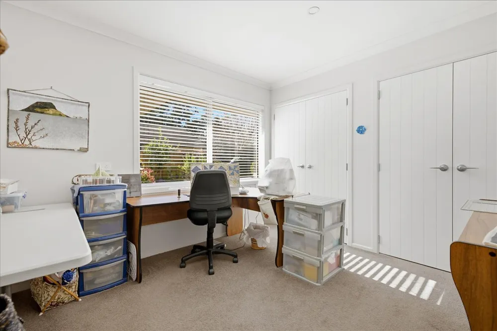 Photos of 11 Allington Place