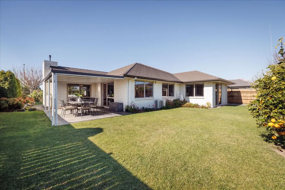 Photos of 11 Allington Place