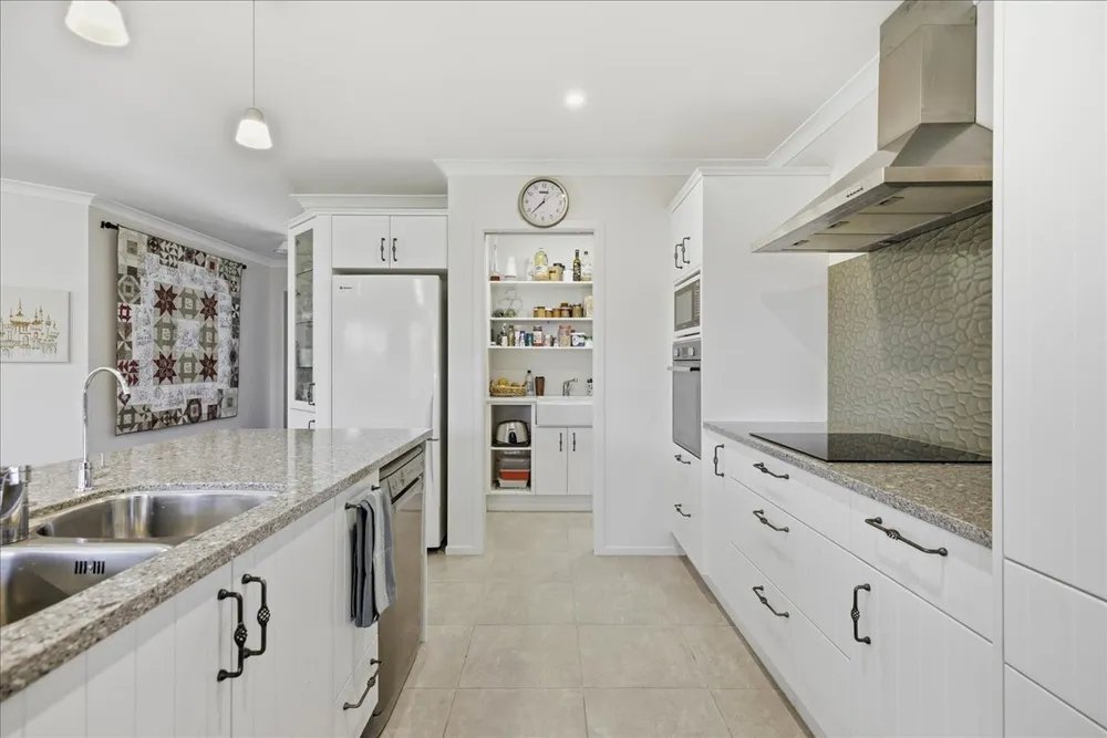 Photos of 11 Allington Place