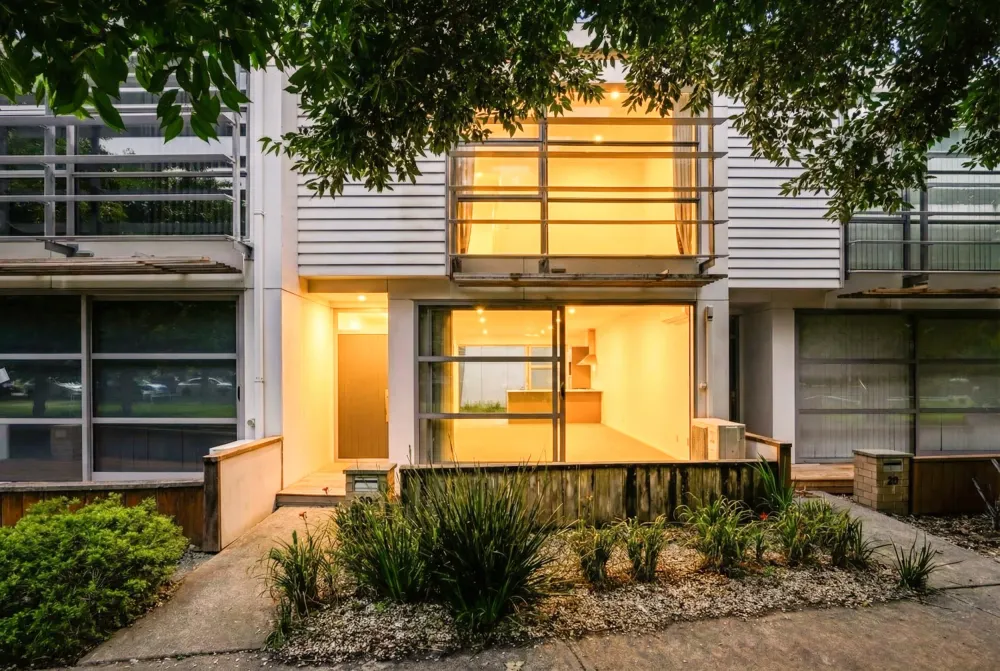 Photos of 18 Kauri Drive