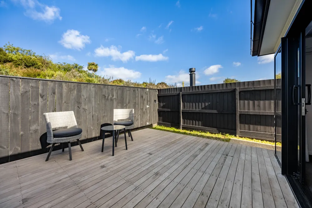 Photos of 33 Makete Crescent