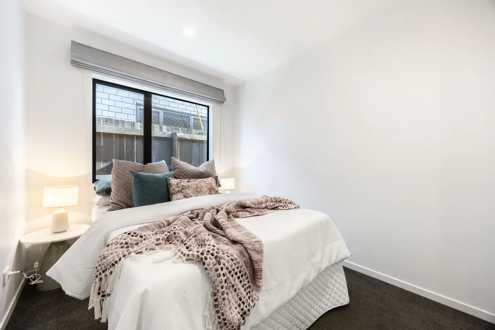Photos of 33 Makete Crescent