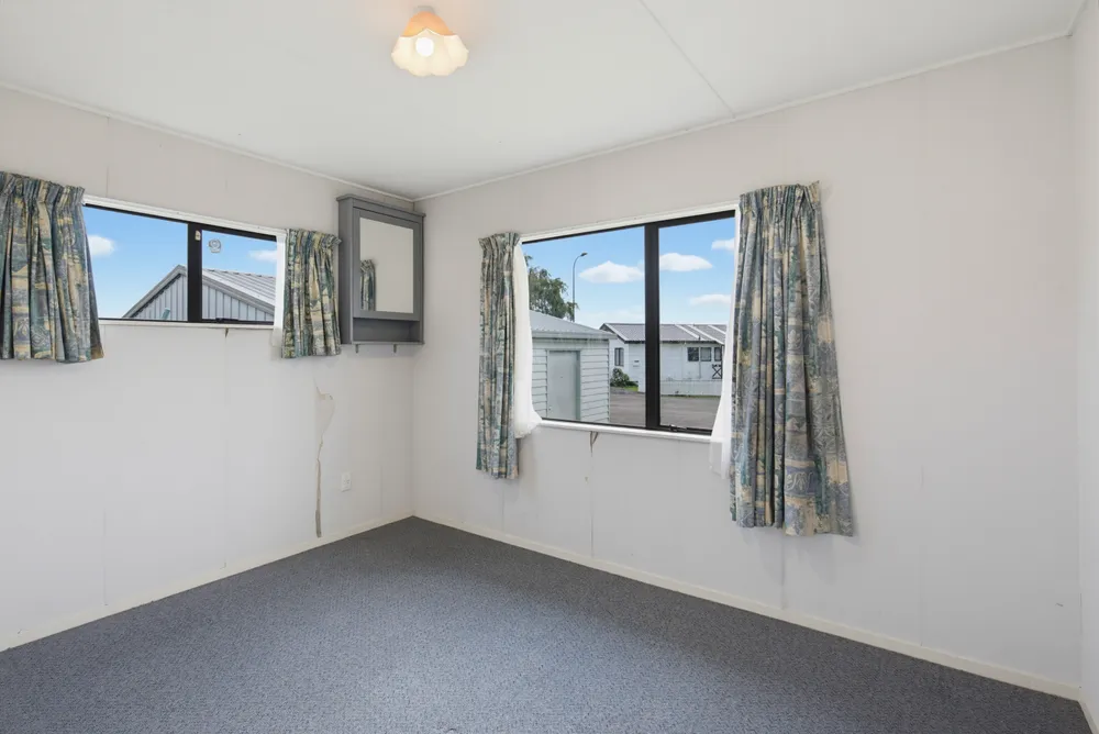 Photos of 23 Douglas Street