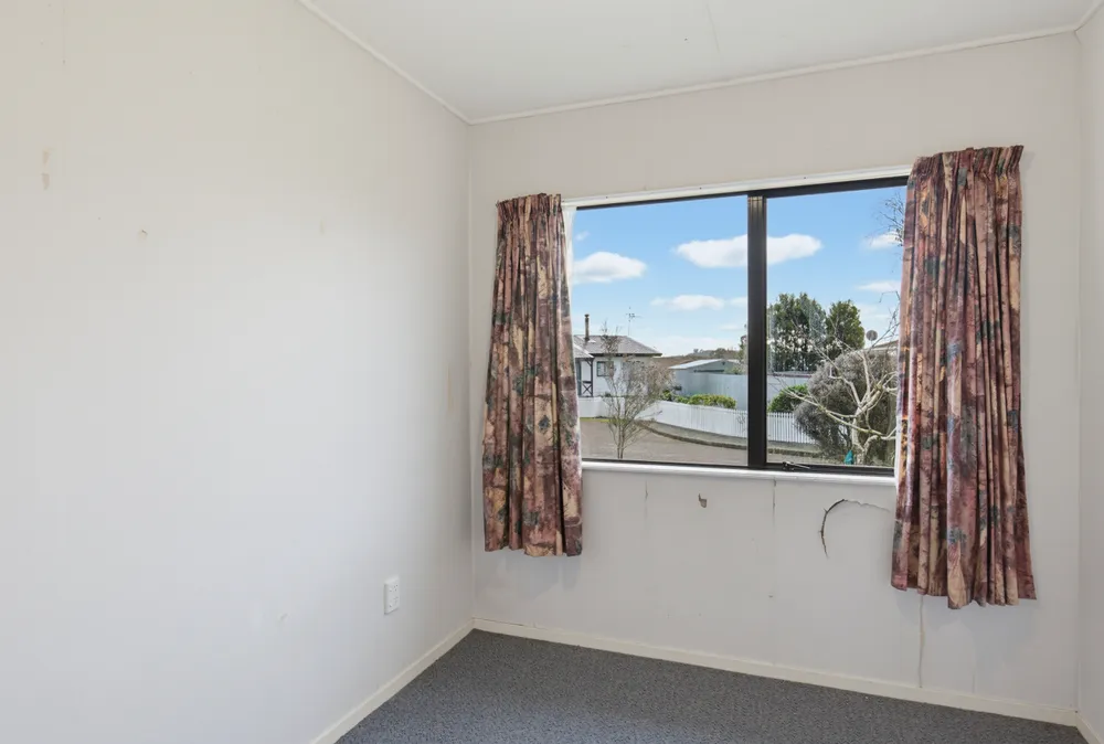 Photos of 23 Douglas Street