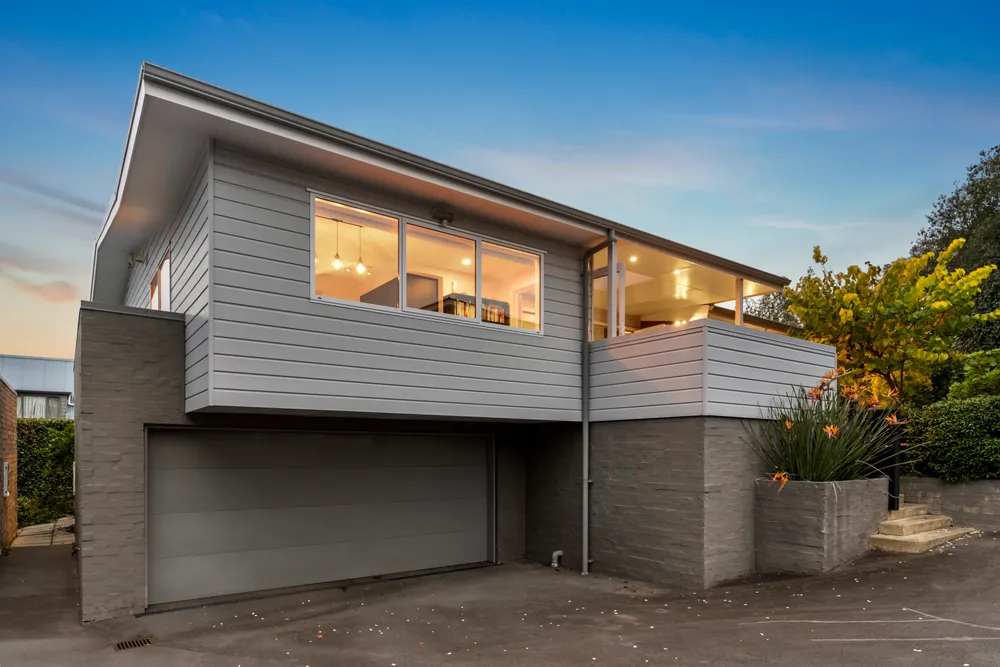 Photos of 37 Maxine Place