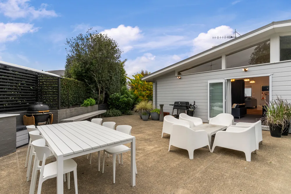 Photos of 37 Maxine Place